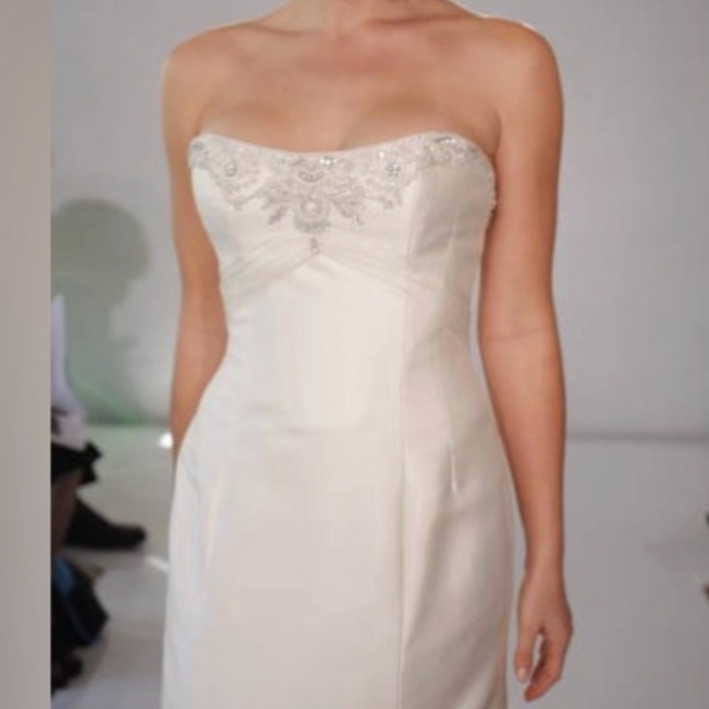 RIVINI Gown + Veil by Erin Cole - Picture 7 of 12
